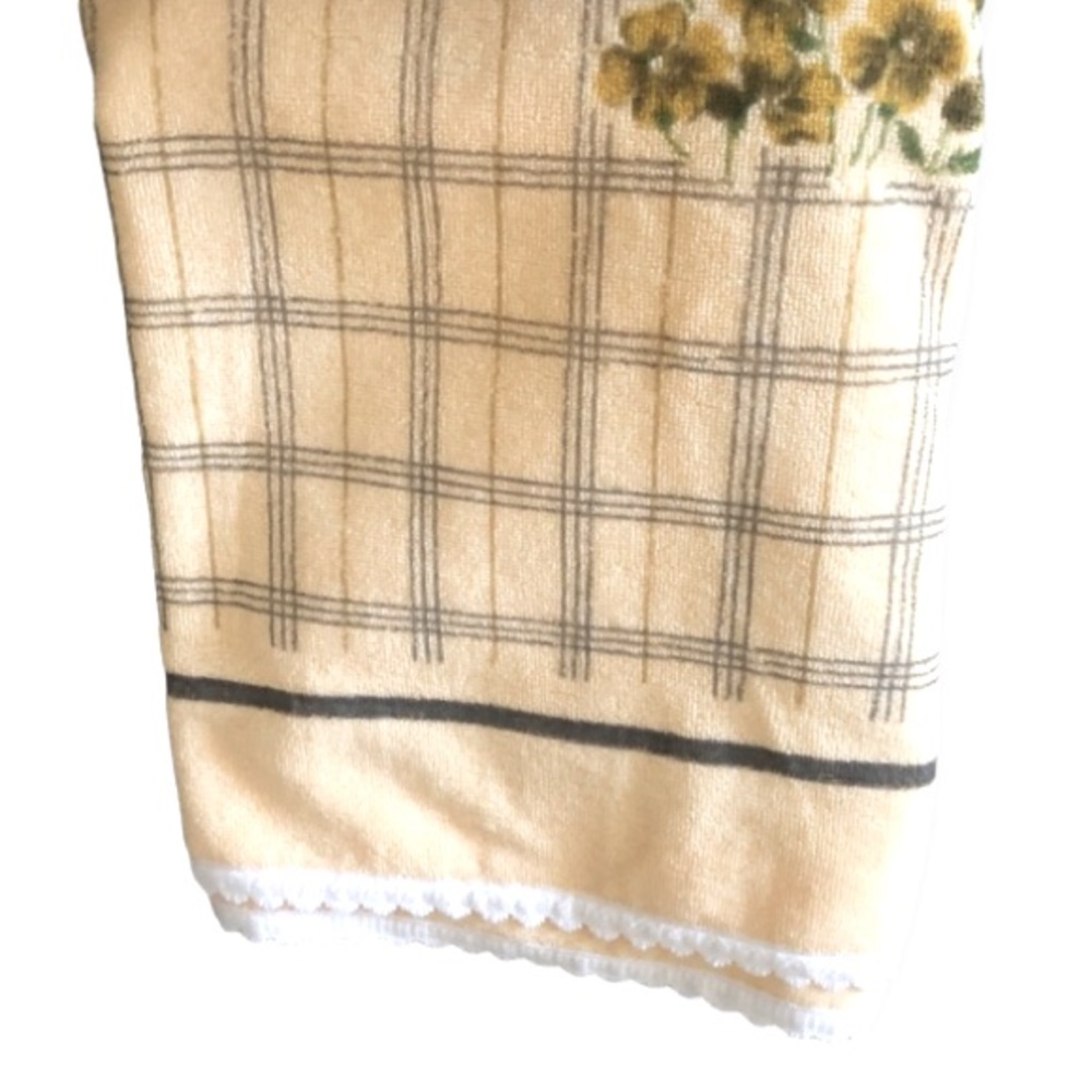 Large Beach  towel cotton Italy NWOT